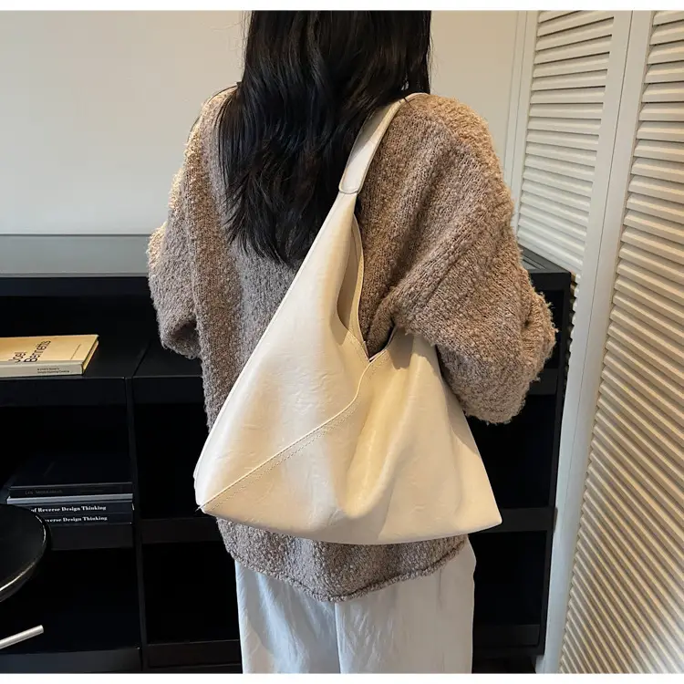 Black Leather Tote Bag for Women 2026 — feature 22