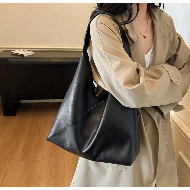 Black Leather Tote Bag for Women 2026 — feature 25