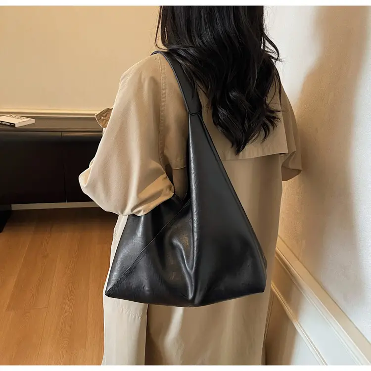 Black Leather Tote Bag for Women 2026 — feature 26