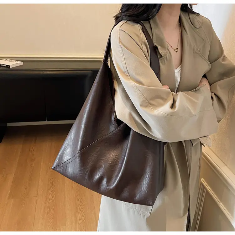 Black Leather Tote Bag for Women 2026 — feature 28