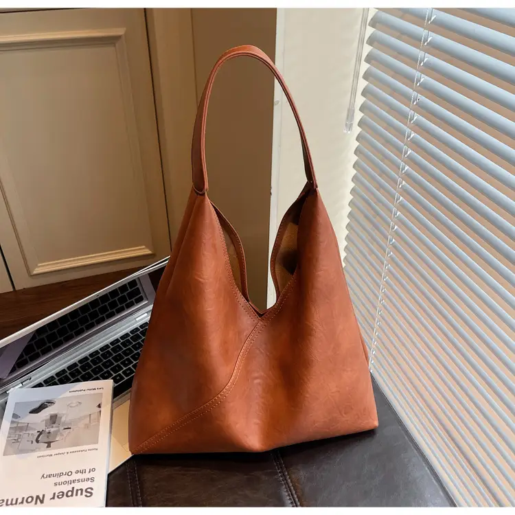 Black Leather Tote Bag for Women 2026 - Image 5