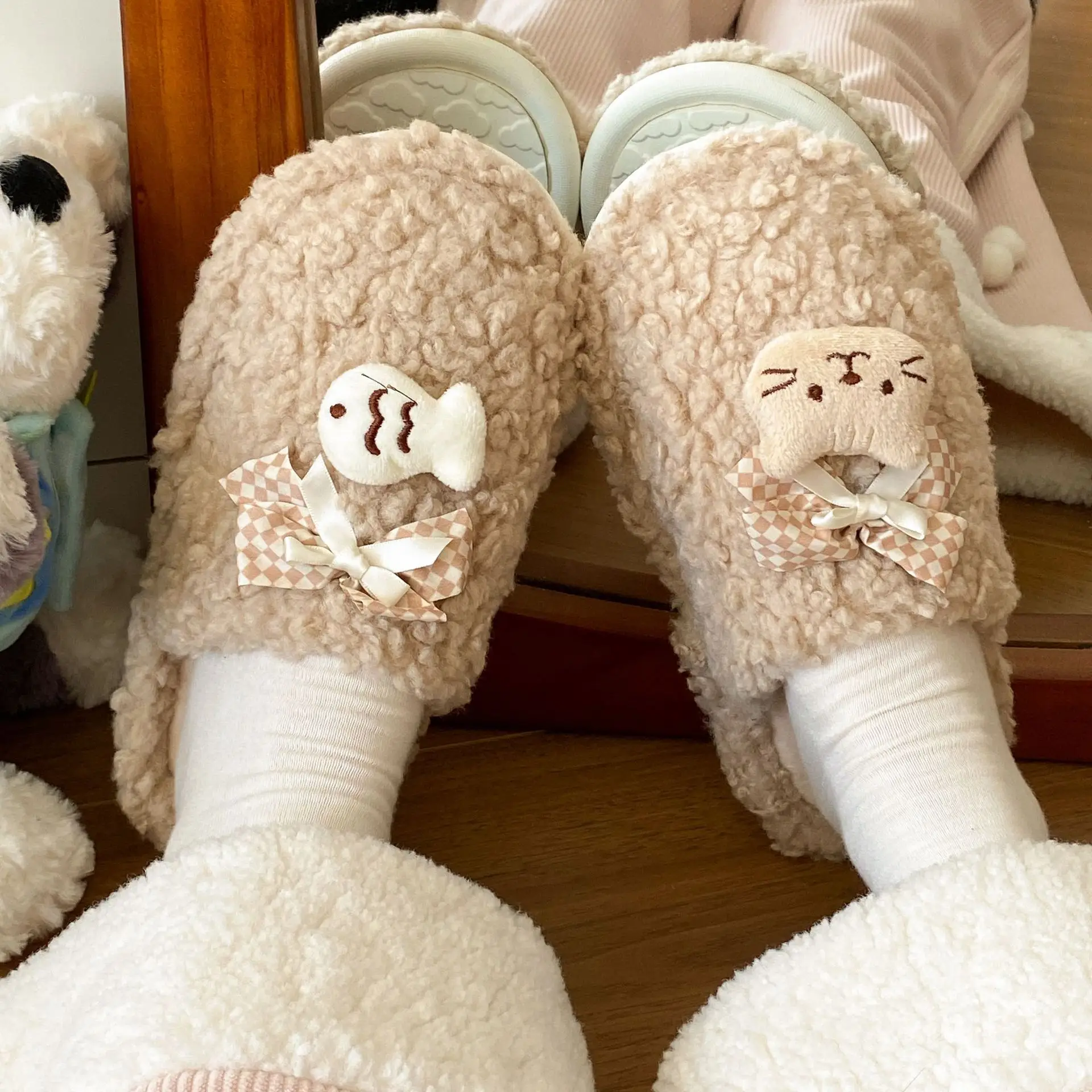 Women's Velvet Bow Slippers Winter Warm Cotton - Image 5
