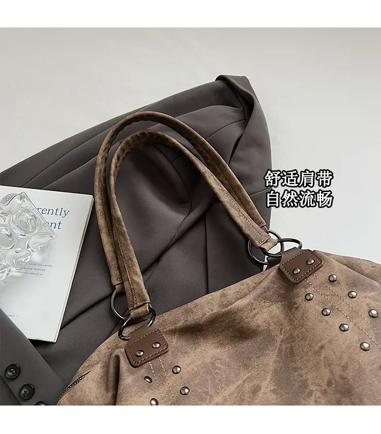 Stylish Grey Leather Shoulder Bag for Women — feature 8