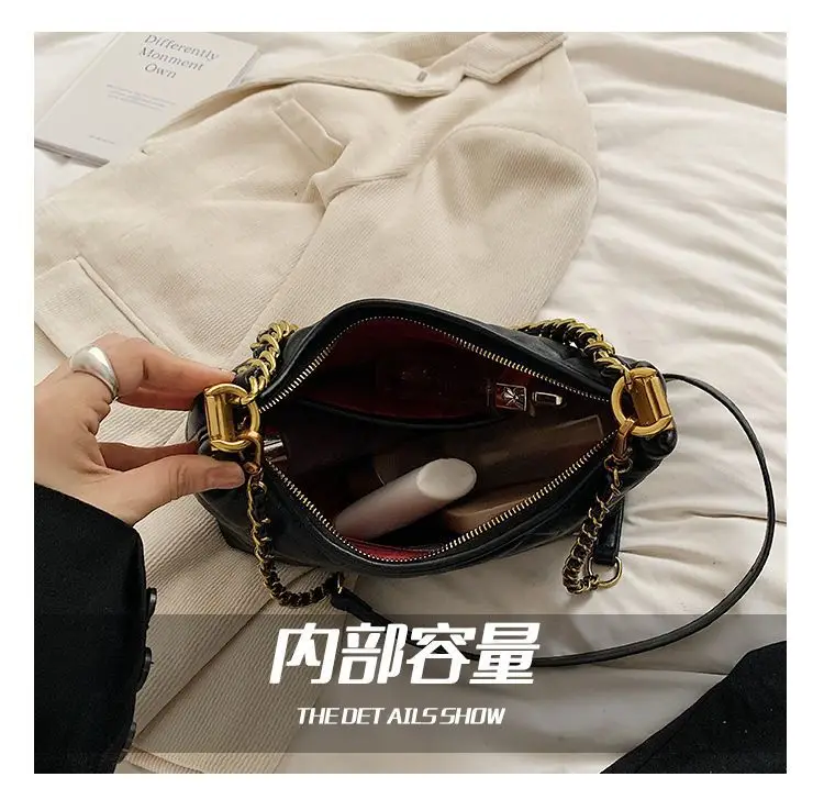 Black Quilted Shoulder Bag with Gold Chain for Women — feature 7