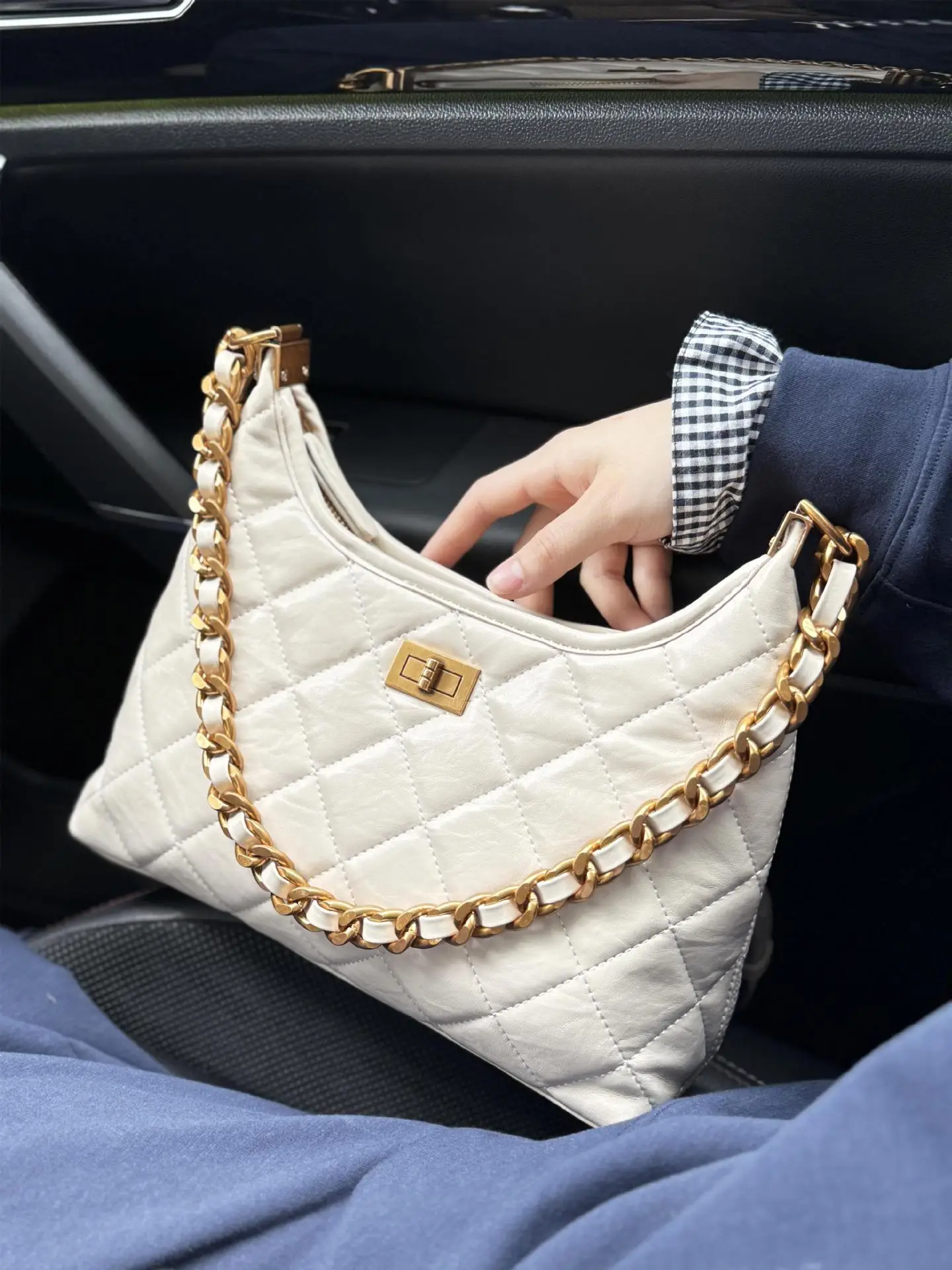Black Quilted Shoulder Bag with Gold Chain for Women - Image 2
