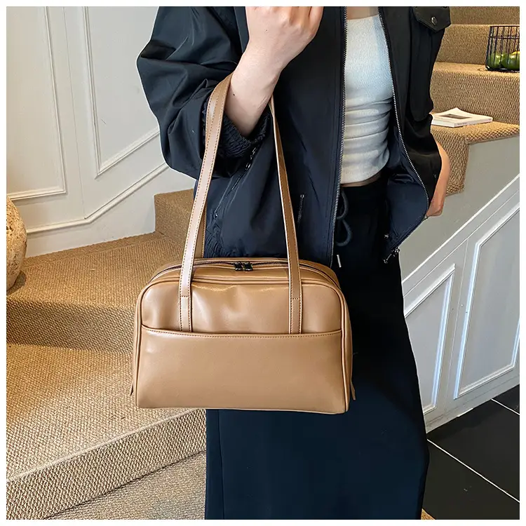 Retro Brown Shoulder Bag Large Capacity Women's Niche Texture — feature 5