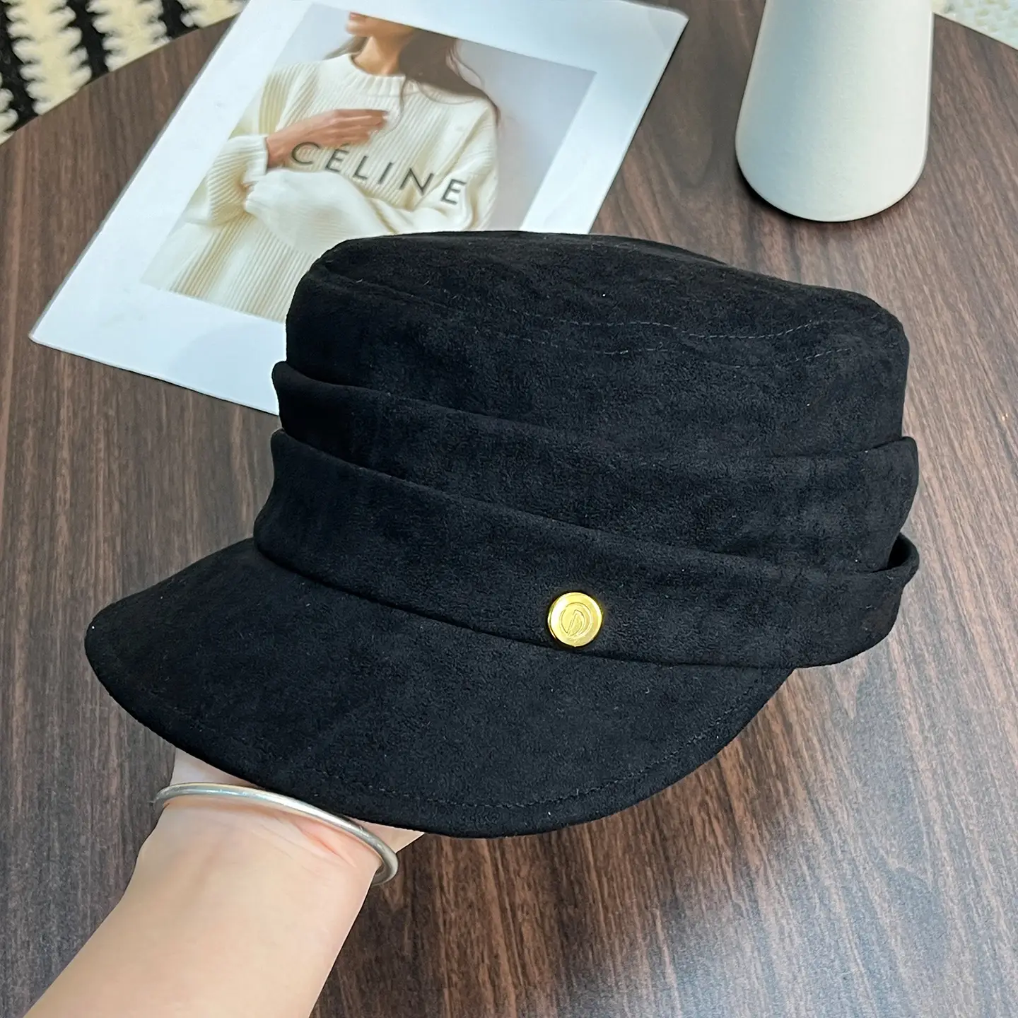 Japanese Retro Flat Cap Suede Equestrian 2025 - Image 3