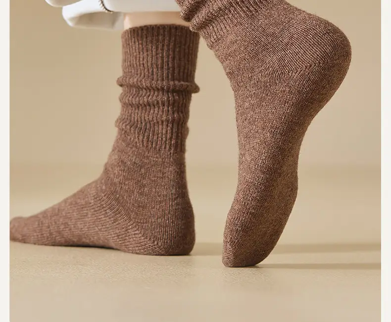 Real Wool Socks for Women, Autumn and Winter Thickened and Fleece-Lined Warm Mid-Calf Socks, Winter Slouch Socks, Postpartum Sleep Maternity Socks — feature 7