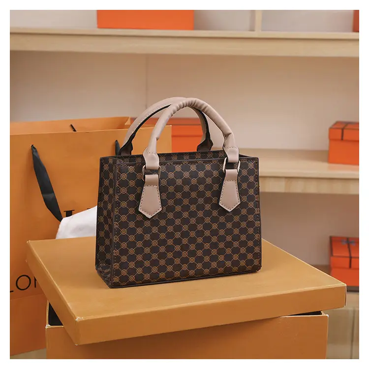 Women's Retro Checkered Shoulder Bag for Commuting — feature 14