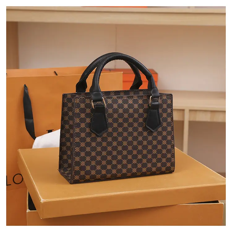 Women's Retro Checkered Shoulder Bag for Commuting — feature 16
