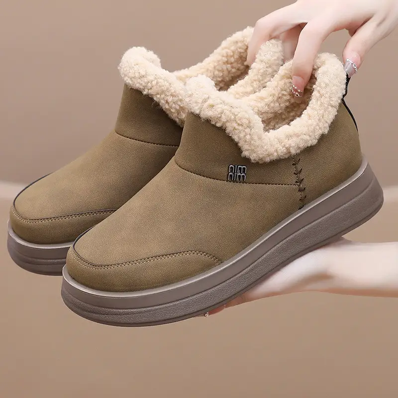 Winter New Style Velvet Thickened Snow Boots, Warm Casual Shoes, Thick-Soled Lightweight Mom Shoes, Non-Slip, Wear-Resistant and Height-Increasing Shoes