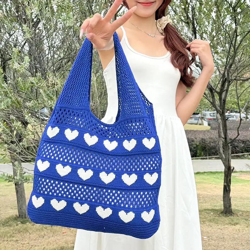 Heart Shaped Knitted Women's Shoulder Bag Large Capacity — feature 11