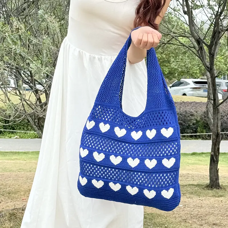 Heart Shaped Knitted Women's Shoulder Bag Large Capacity — feature 12