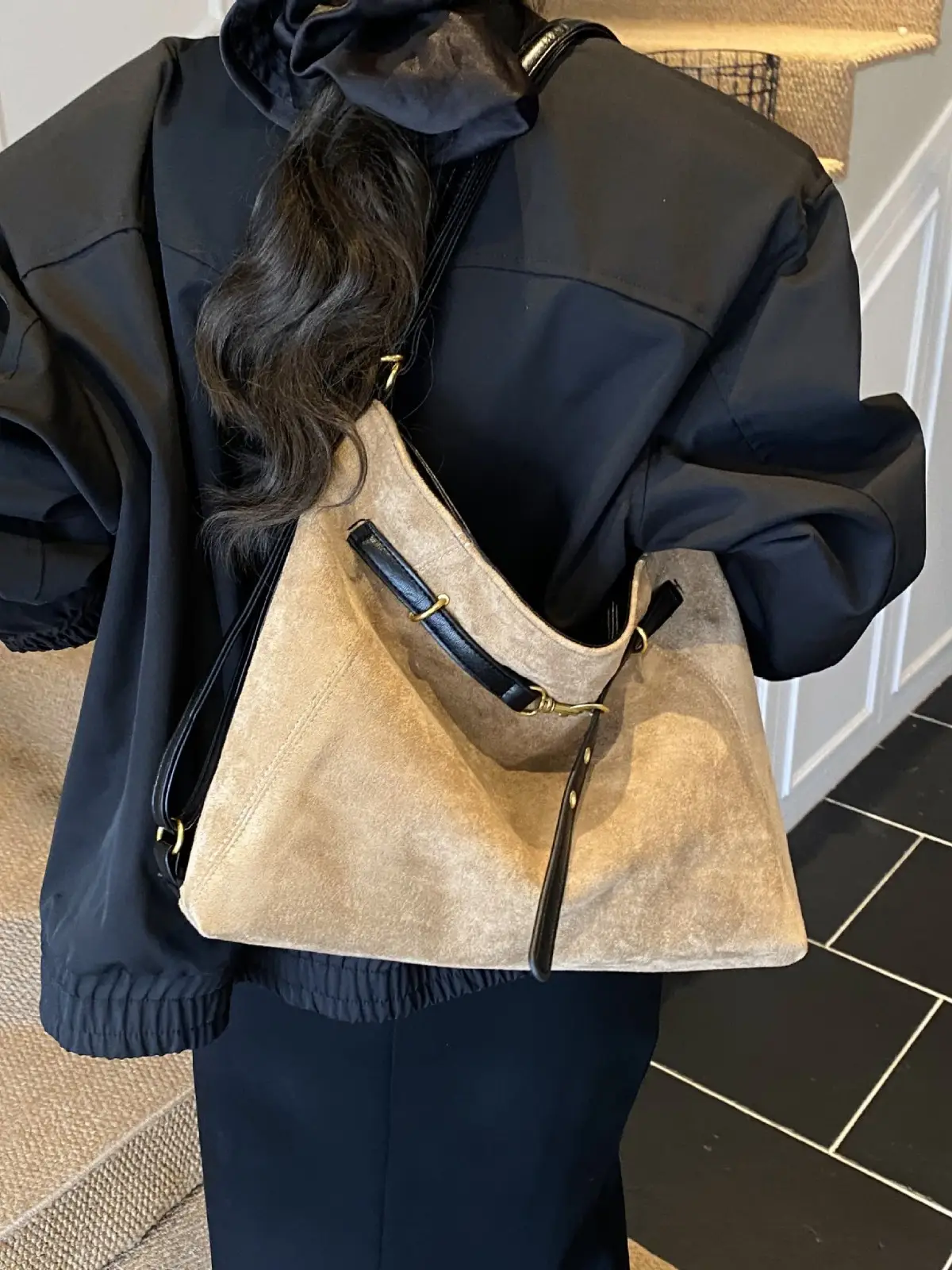 Green Velvet Women's Large Tote Bag Luggage Leather Goods - Image 7