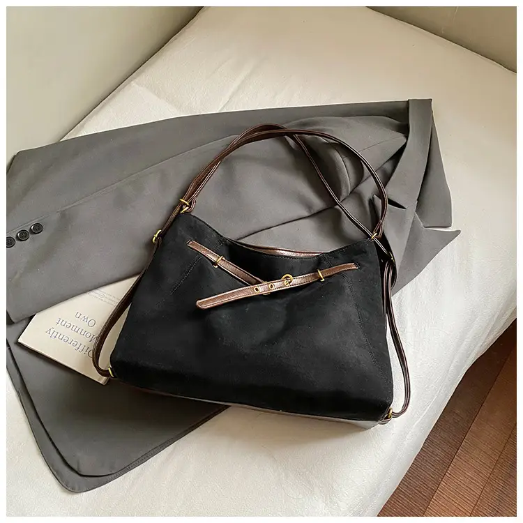 Green Velvet Women's Large Tote Bag Luggage Leather Goods — feature 16