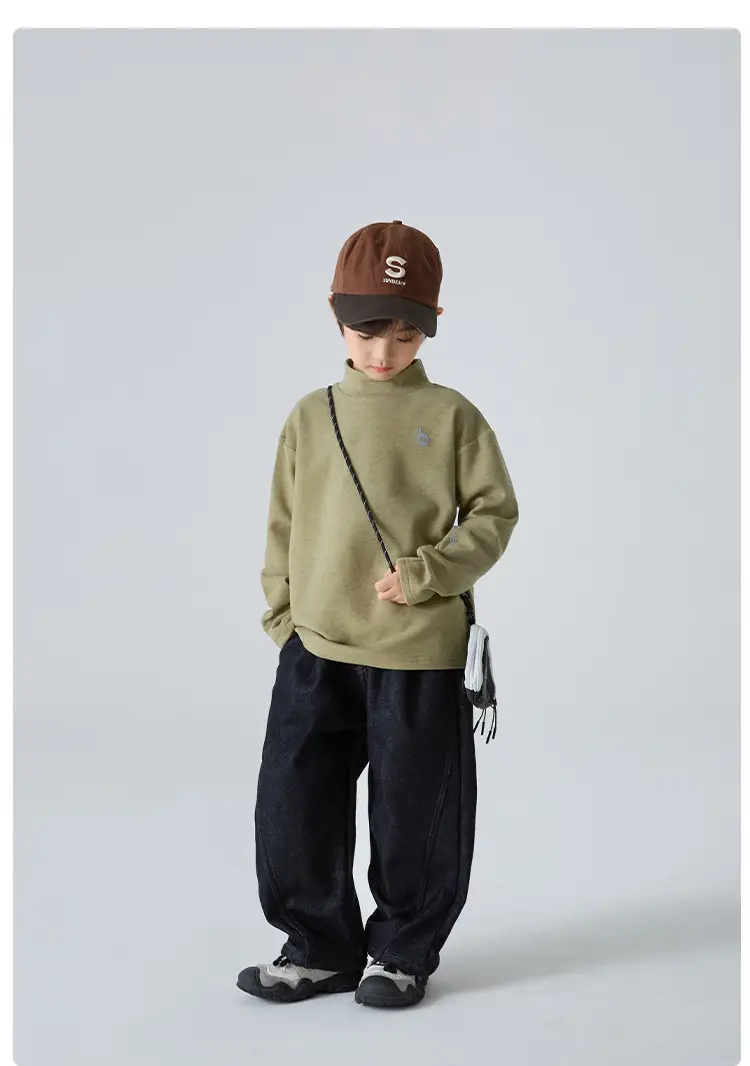 2025 Winter Boys' Half-High Collar German Velvet T-Shirt Solid Color — feature 17