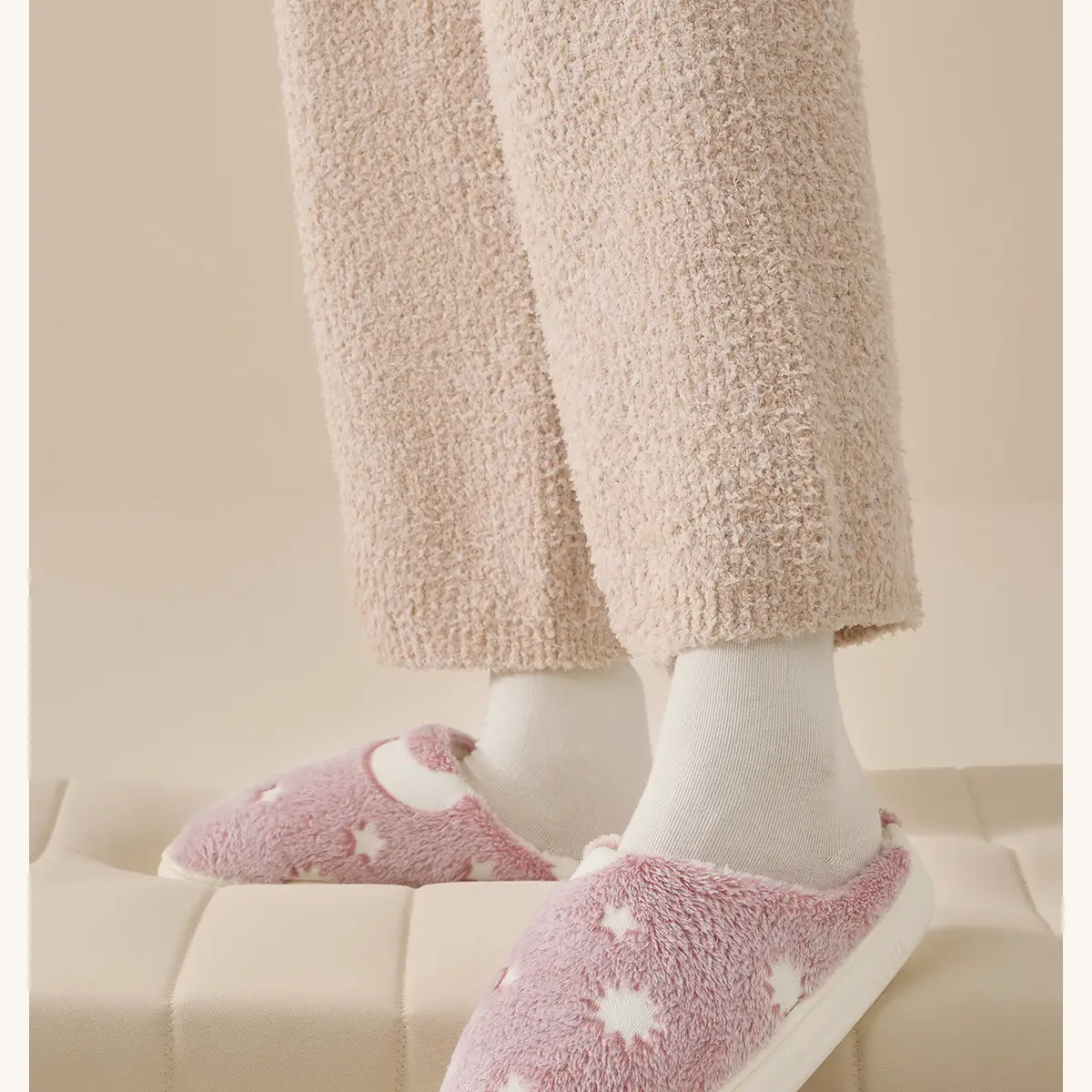 Jialiya Cotton Star Slippers for Men Women Warm Indoor — feature 13