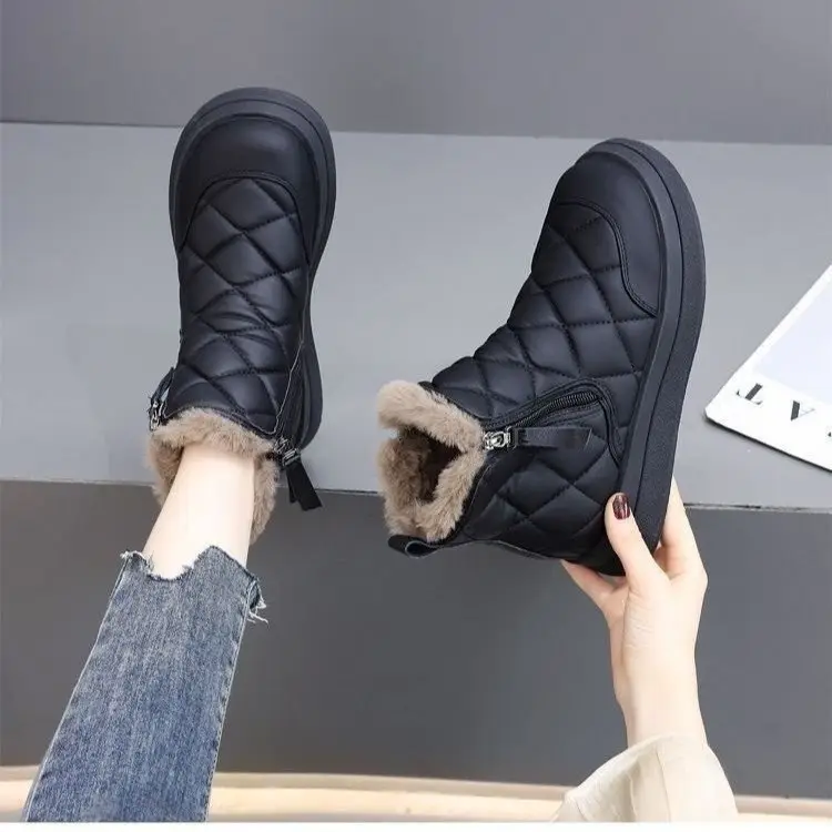 Winter Hot-Selling Cotton Shoes for Women 2025 New French Style Fleece-Lined Thickened Snow Boots Non-Slip Outdoor Warm Short Boots - Image 5