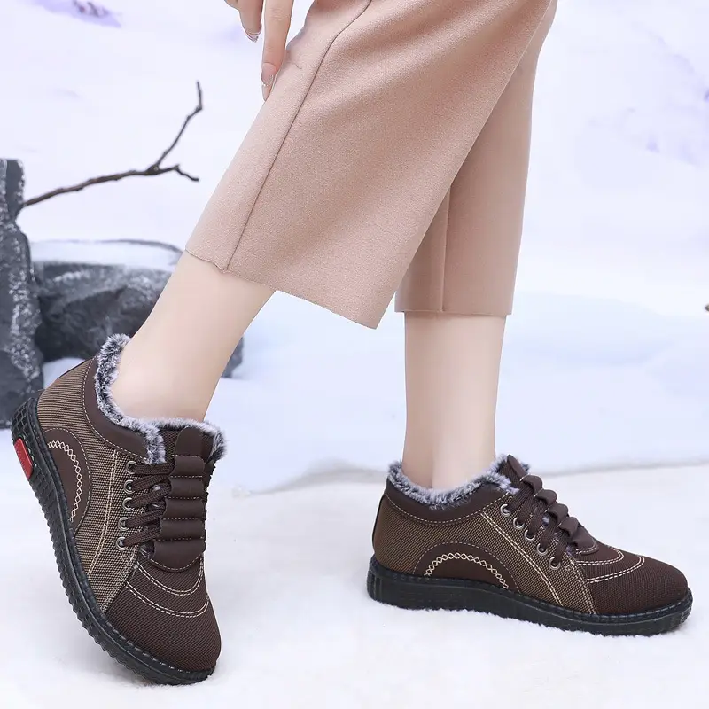 Winter Fleece-Lined Warm Cotton Shoes for Middle-Aged and Elderly Women, Casual Mom Shoes, Old Beijing Cloth Shoes, Women's Non-Slip Soft-Soled Grandma Shoes - Image 6
