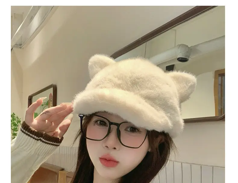 Furry Baseball Cap for Women Warm Winter Headwear — feature 6