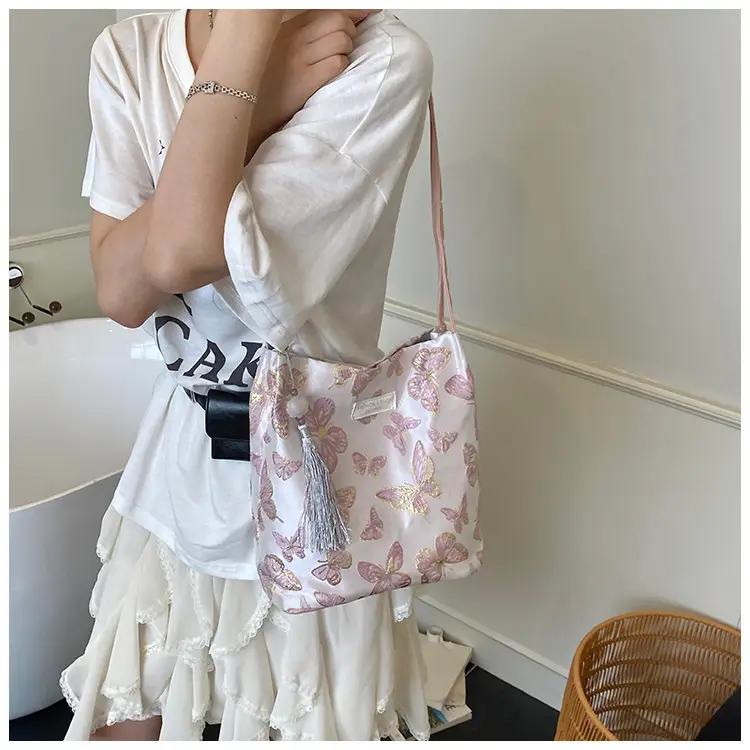 Women's Butterfly Print Shoulder Bag 2025 — feature 17