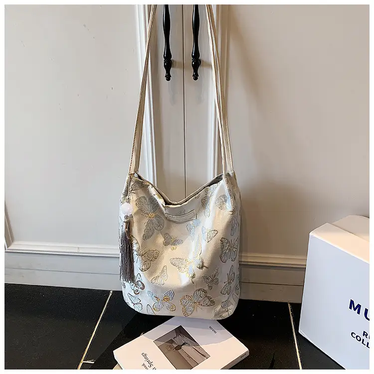 Women's Butterfly Print Shoulder Bag 2025 — feature 22