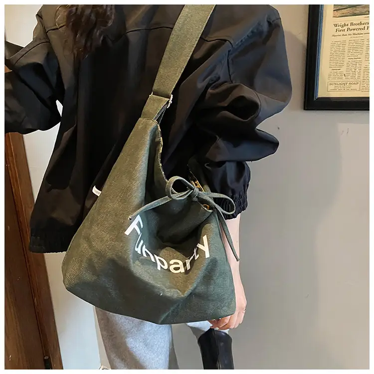 New Korean Style Leopard Print Denim Shoulder Bag — feature 10