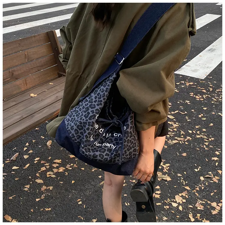 New Korean Style Leopard Print Denim Shoulder Bag — feature 17