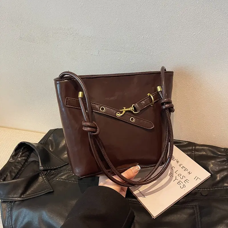 Retro Textured Crossbody Bag Women 2025 New