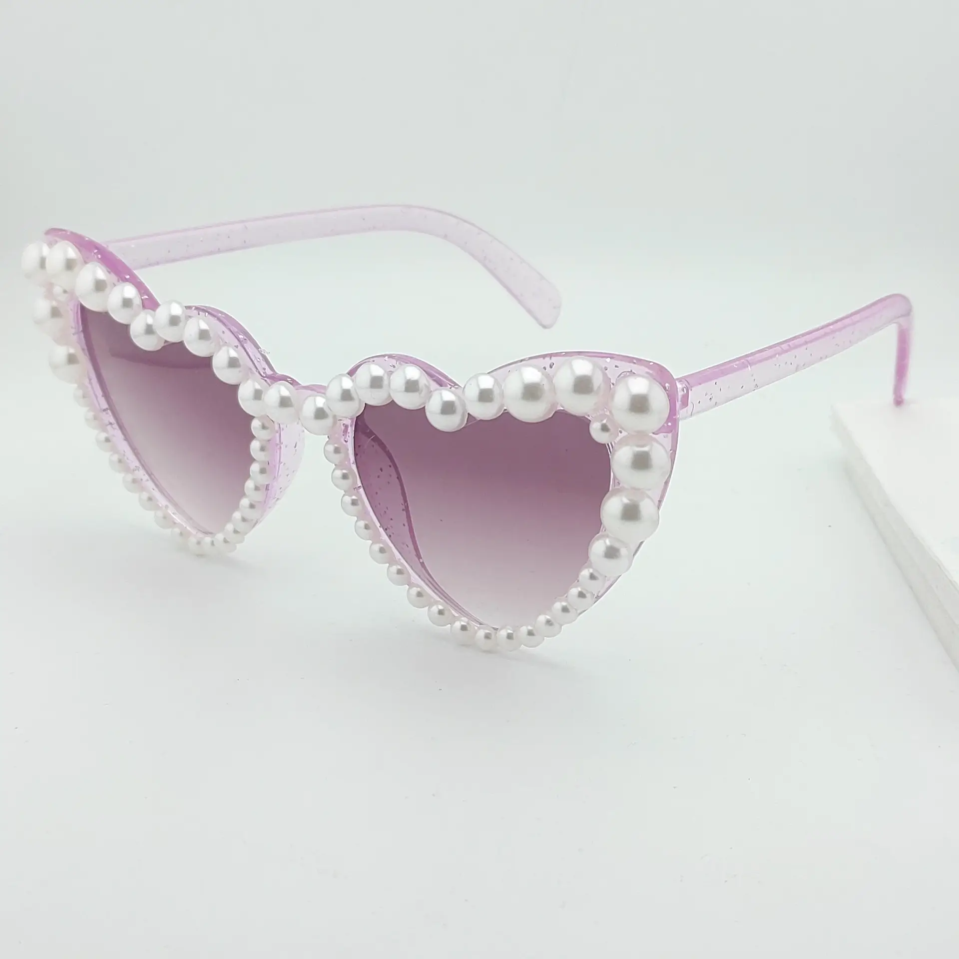 Women's Heart Pearl Sunglasses Summer Glasses - Image 7