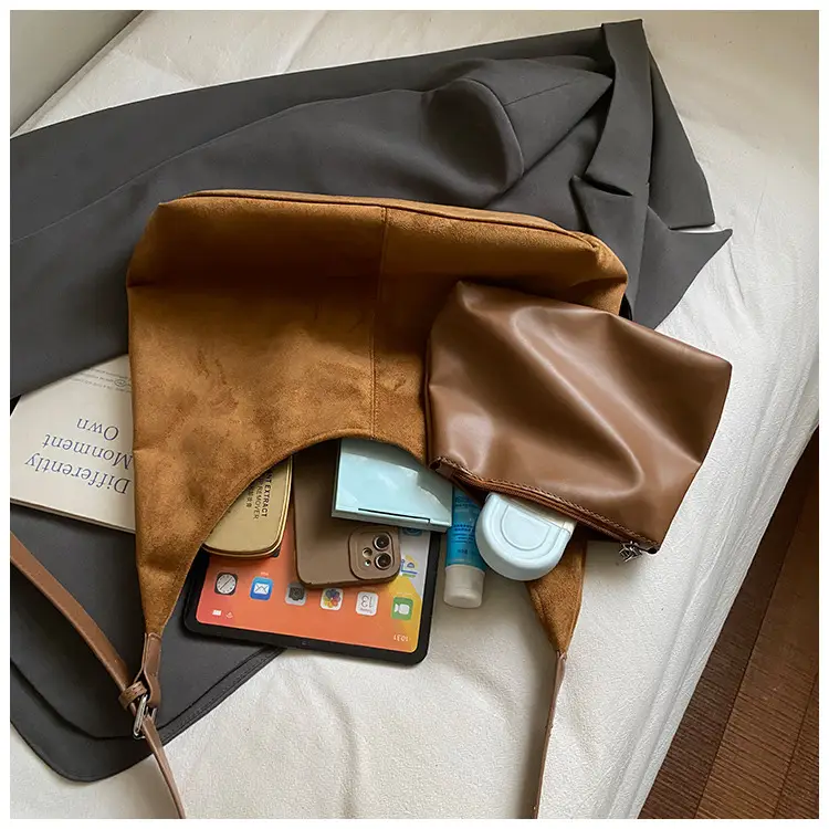 Retro Brown Leather Tote Bag Women Winter Commute — feature 10