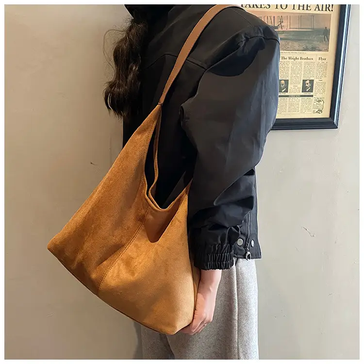 Retro Brown Leather Tote Bag Women Winter Commute — feature 20