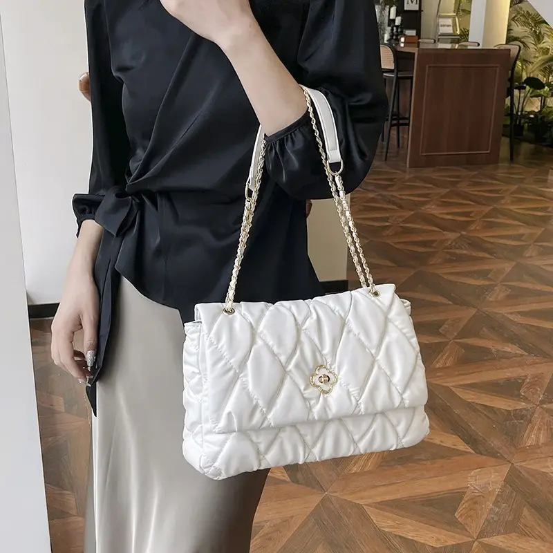 White Quilted Chain Shoulder Bag for Women 2025 - Image 7