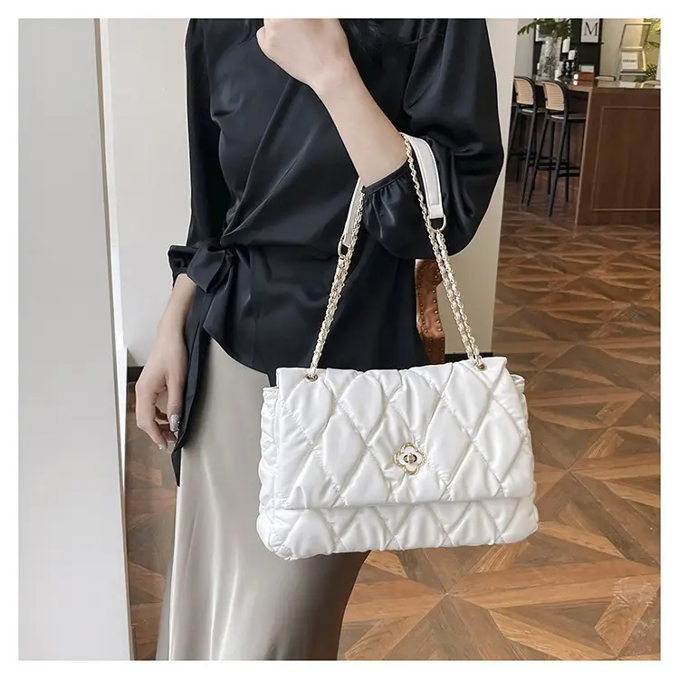 White Quilted Chain Shoulder Bag for Women 2025 — feature 22