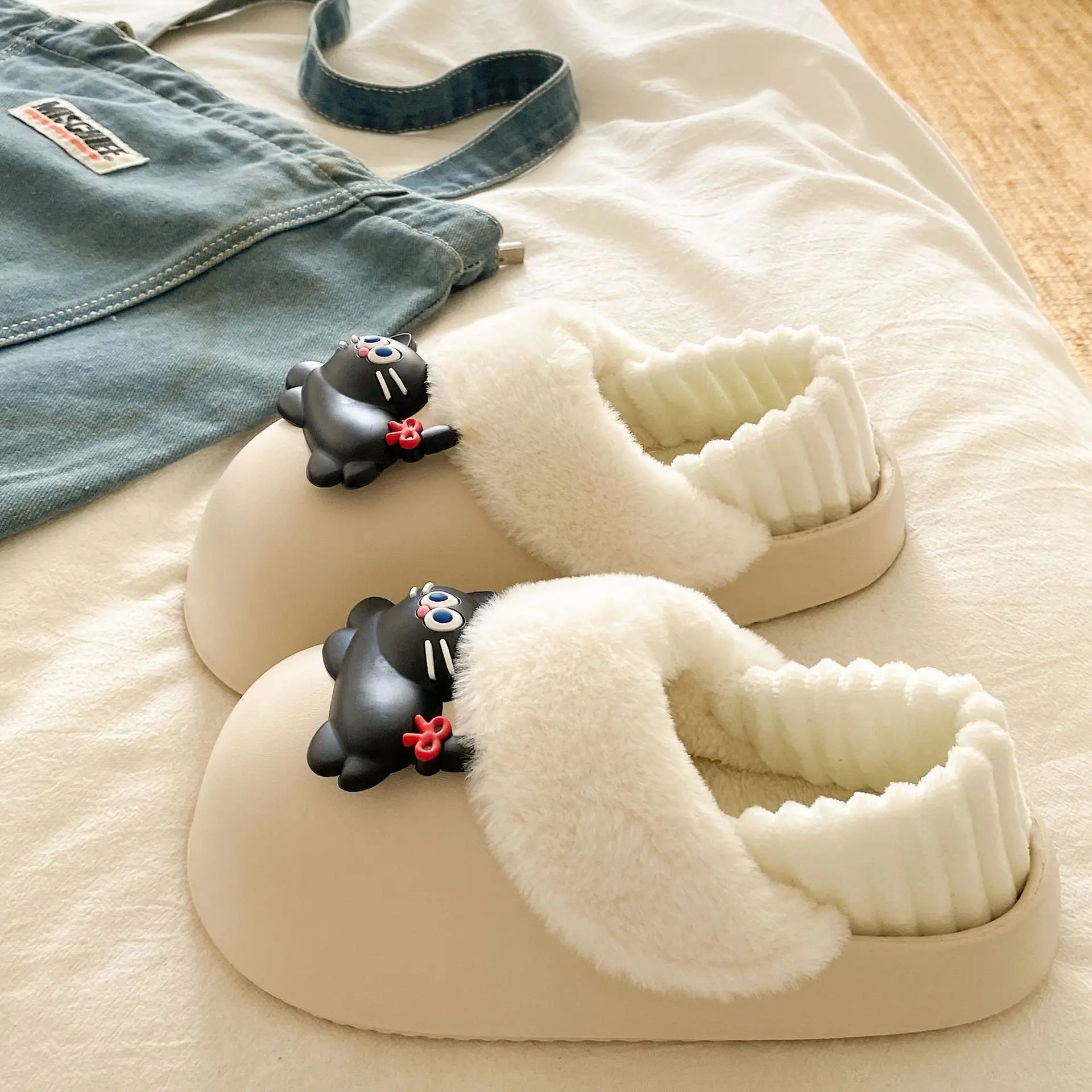 Women's Pink Faux Fur Cat Slippers Winter Warm Indoor - Image 2