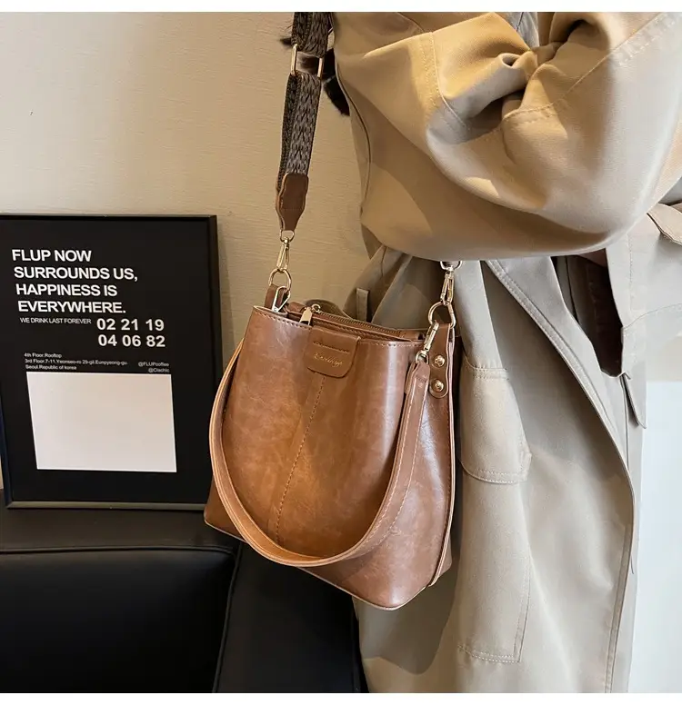 Women's Crossbody Bag Brown Leather 2025 — feature 25