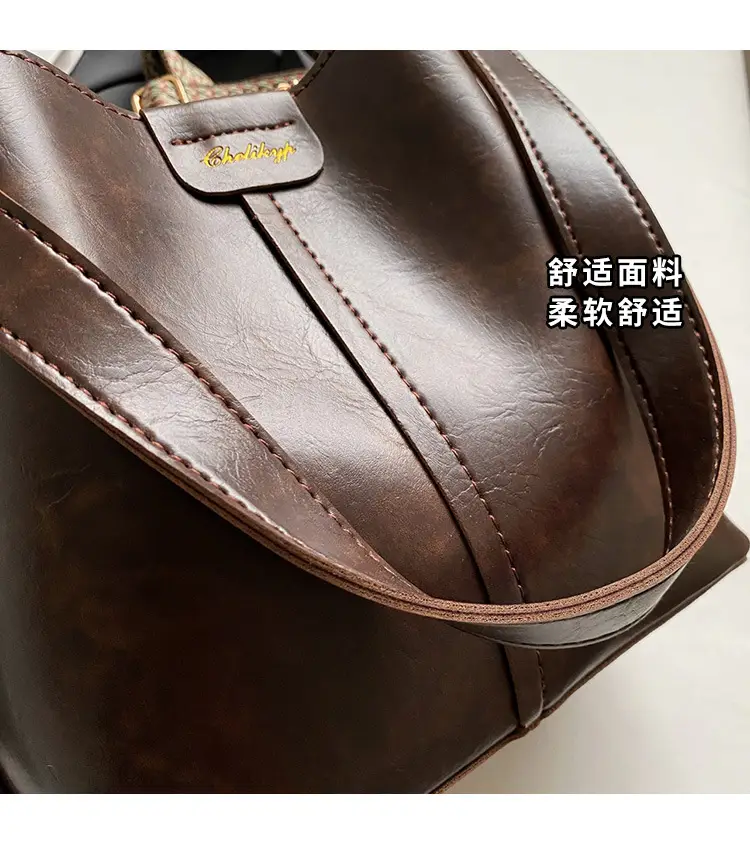 Women's Crossbody Bag Brown Leather 2025 — feature 7