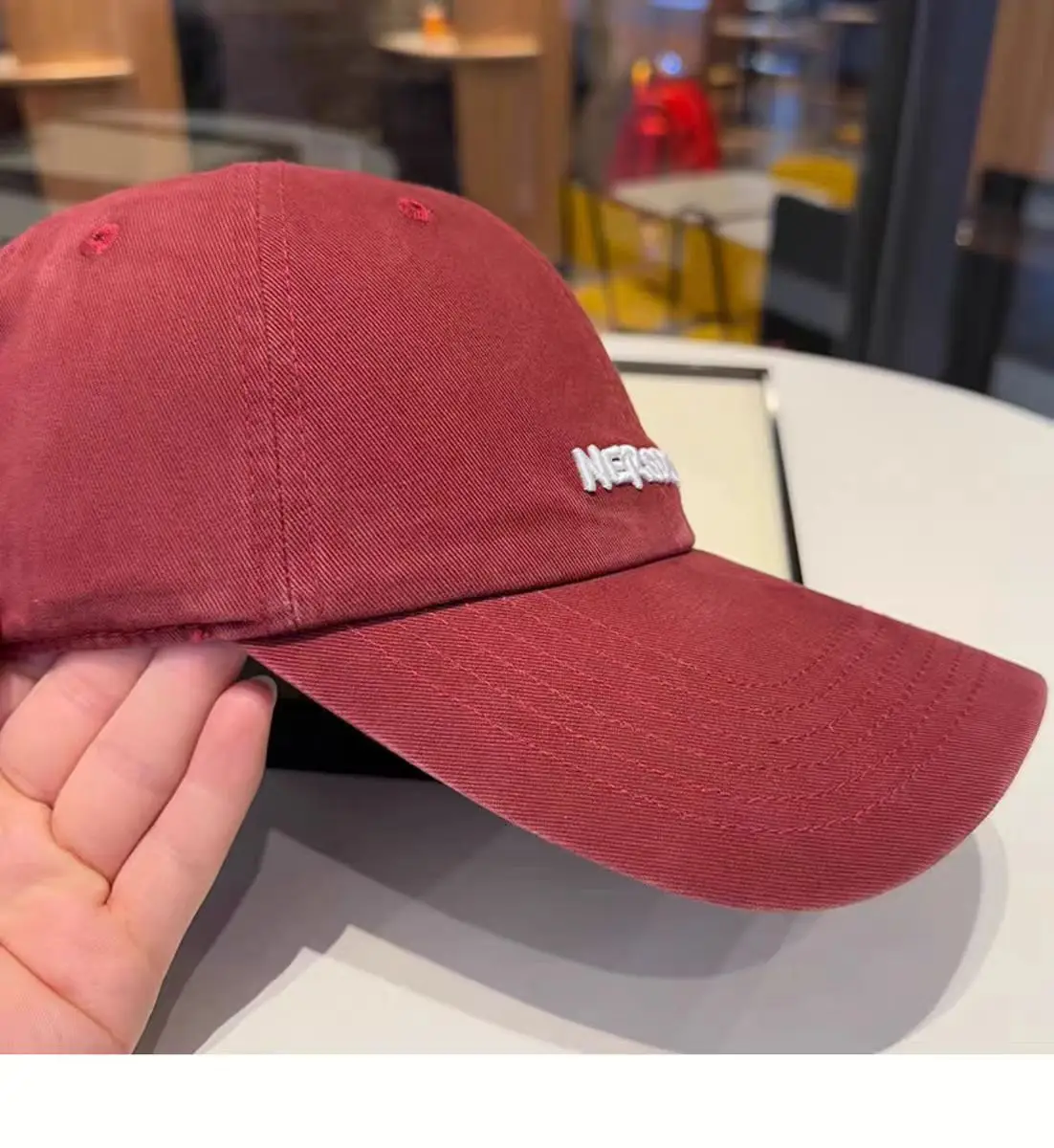 Women Embroidered Baseball Cap Red Black Large Head — feature 12