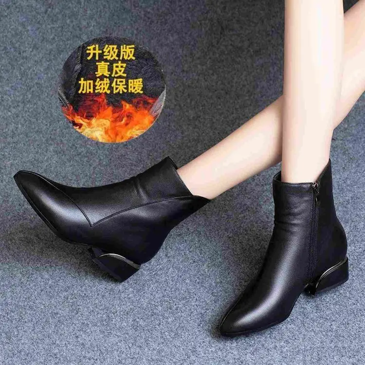 Women Fleece Lined Low Heel Boots Black Pointed Toe — feature 11