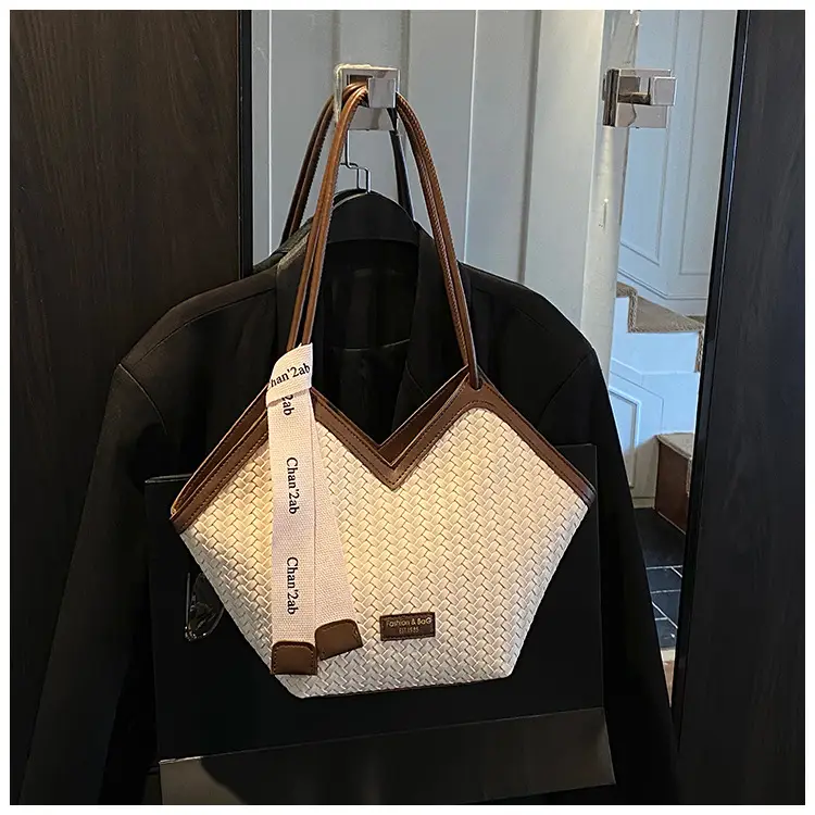 Retro Woven Shoulder Bag Women 2025 High-End Fashion — feature 13