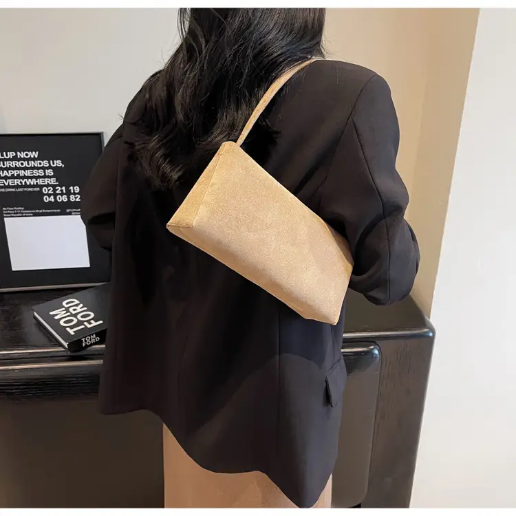 Retro Solid Color Underarm Bag for Women — feature 15