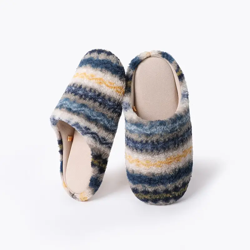 Plush Home Slippers for Women 2026, Plaid, Fleece-Lined, Warm, Soft-Soled, Closed-Toe, Foldable, Travel-Friendly - Image 3