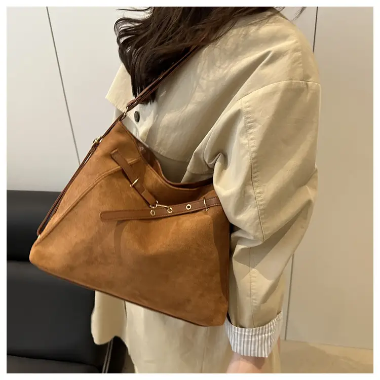 Women's Western Style Large Cap Bag Shoulder Commuter Tote — feature 13