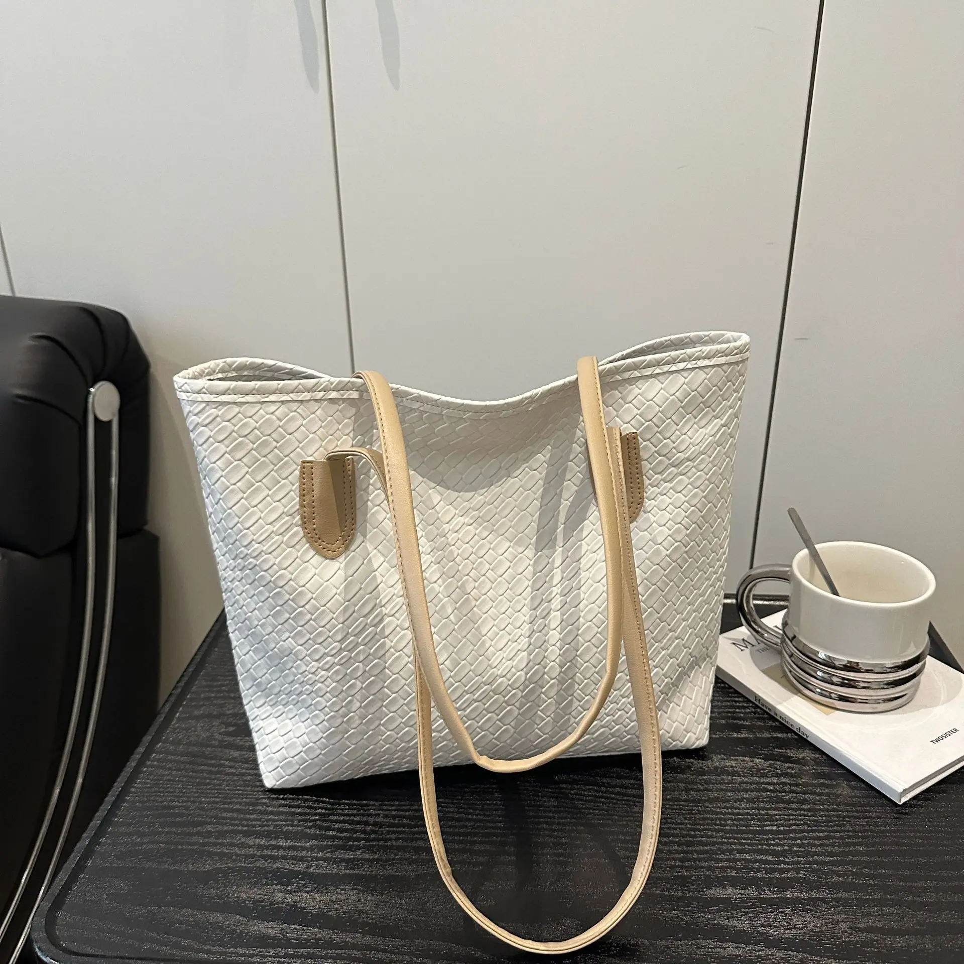 Women Woven Textured Shoulder Bags 2025 Autumn Winter - Image 7