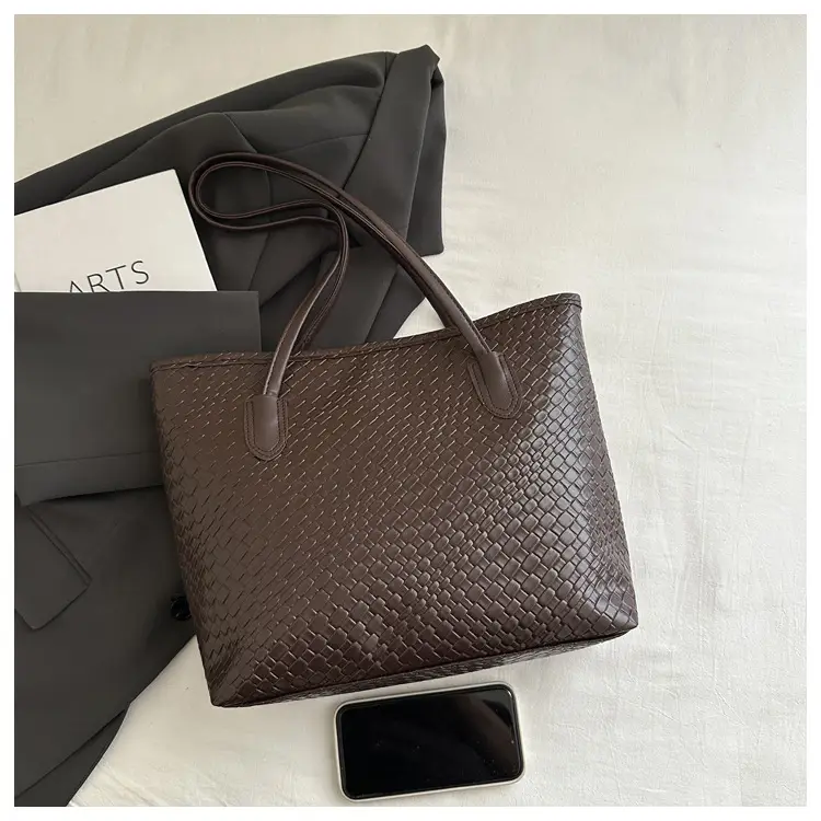 Women Woven Textured Shoulder Bags 2025 Autumn Winter — feature 18