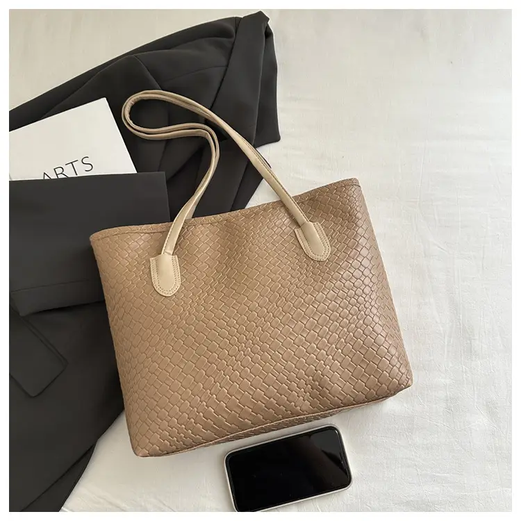 Women Woven Textured Shoulder Bags 2025 Autumn Winter — feature 20
