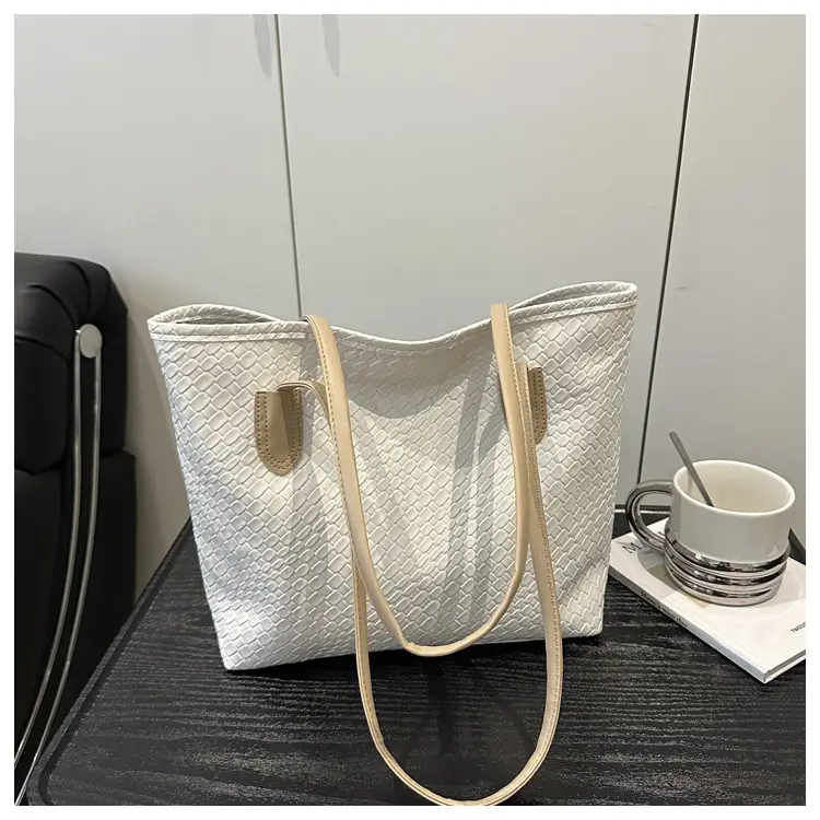 Women Woven Textured Shoulder Bags 2025 Autumn Winter — feature 29