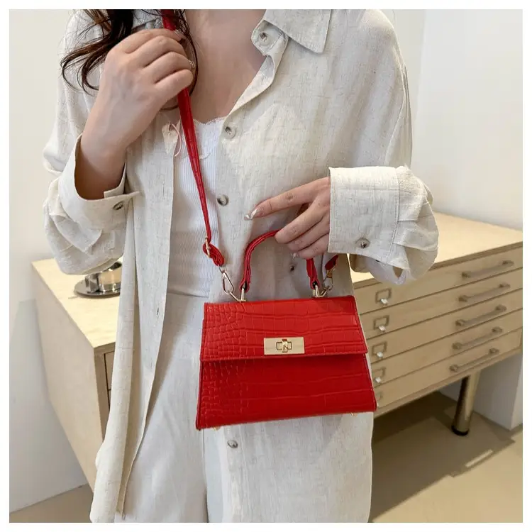 Pink Croc Leather Shoulder Bag for Women 2025 — feature 26