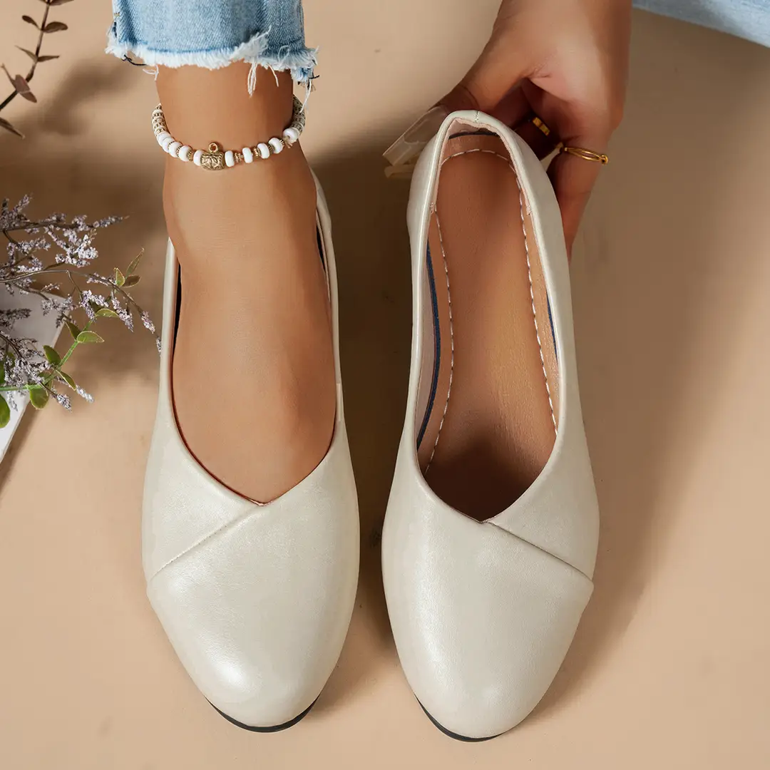 Mom's Shoes, Shallow Mouth Single Shoes, Soft Sole Flat Women's Shoes, Soft Leather, 2025 Slip-On Casual Style, Early Spring 2026 Casual Style - Image 5