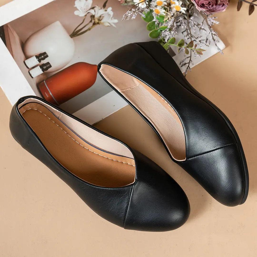 Mom's Shoes, Shallow Mouth Single Shoes, Soft Sole Flat Women's Shoes, Soft Leather, 2025 Slip-On Casual Style, Early Spring 2026 Casual Style — feature 10